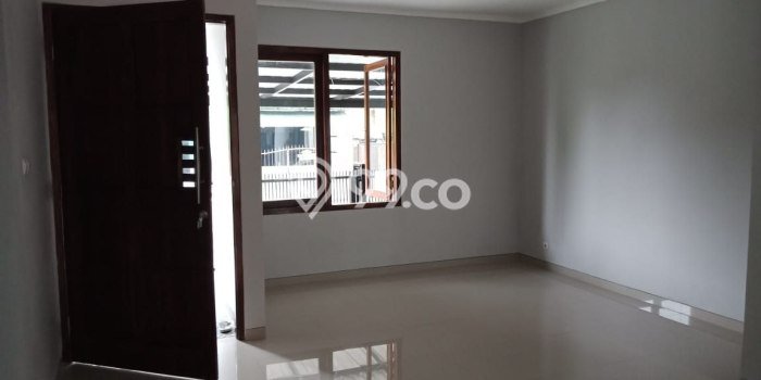 LISTING BARU! Rumah Strategis area Cimanggis, LT 294m² LB 260m² LISTING BARU! Rumah Strategis area Cimanggis, LT 294m² LB 260m²