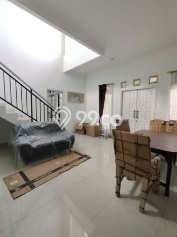 Rumah Elit Modern Tanpa Renovasi di Kemang Pratama Bekasi Rumah Elit Modern Tanpa Renovasi di Kemang Pratama Bekasi