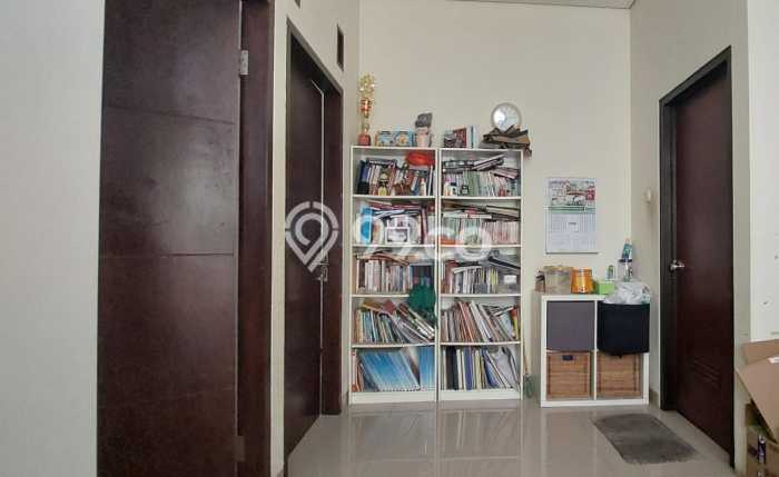 Rumah Modern Cantik 3 KT Siap Huni di Ciputat Rumah Modern Cantik 3 KT Siap Huni di Ciputat