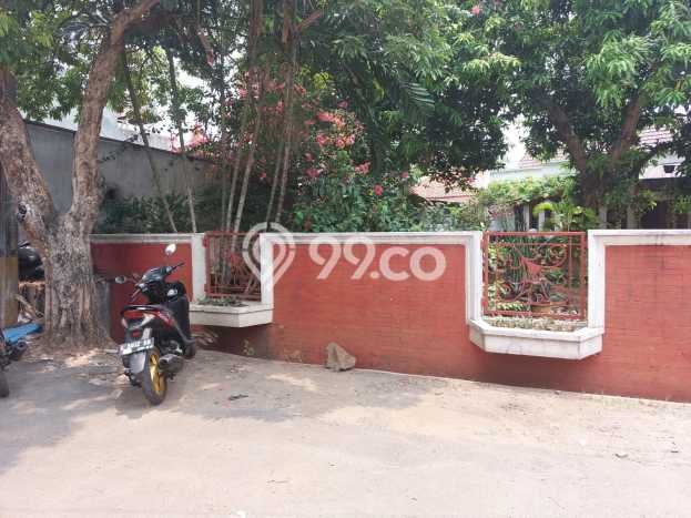 Rumah Elit Modern Siap Huni di Bintaro Jakarta Selatan Rumah Elit Modern Siap Huni di Bintaro Jakarta Selatan
