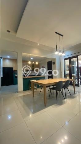 Sewa Rumah Murah di Bintaro Tangerang Selatan dengan 5 Kamar Tidur Sewa Rumah Murah di Bintaro Tangerang Selatan dengan 5 Kamar Tidur