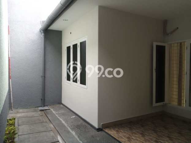 Disewakan Rumah Murah di Bintaro Tangerang Selatan Punya 2 Kamar Tidur Disewakan Rumah Murah di Bintaro Tangerang Selatan Punya 2 Kamar Tidur