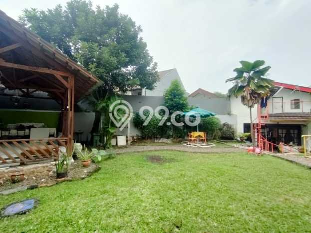 Hunian Mewah LB 250m2 Siap Huni Desain Elegan di Bintaro, Tangerang Selatan Hunian Mewah LB 250m2 Siap Huni Desain Elegan di Bintaro, Tangerang Selatan