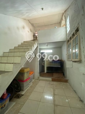 Jual Rumah Bagus Siap Huni LB 120m2 di Ciputat, Tangerang Selatan Jual Rumah Bagus Siap Huni LB 120m2 di Ciputat, Tangerang Selatan