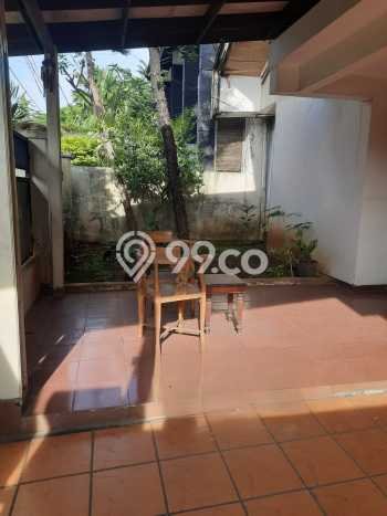Kesempatan Emas Memiliki Rumah LT 180m2m² / LB 160m2m² di Kawasan Bisnis Bintaro, Tangerang Selatan Kesempatan Emas Memiliki Rumah LT 180m2m² / LB 160m2m² di Kawasan Bisnis Bintaro, Tangerang Selatan
