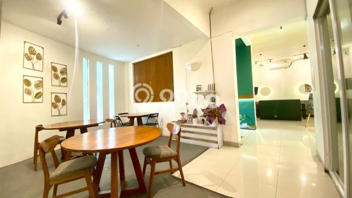 Disewakan Rumah Murah di Bintaro Tangerang Selatan dengan 2 Kamar Tidur Disewakan Rumah Murah di Bintaro Tangerang Selatan dengan 2 Kamar Tidur