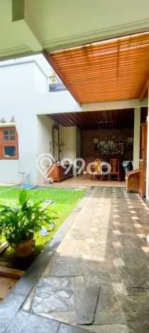 For Sale! Luxury House LT 215m2 Desain Elegan di Bintaro For Sale! Luxury House LT 215m2 Desain Elegan di Bintaro
