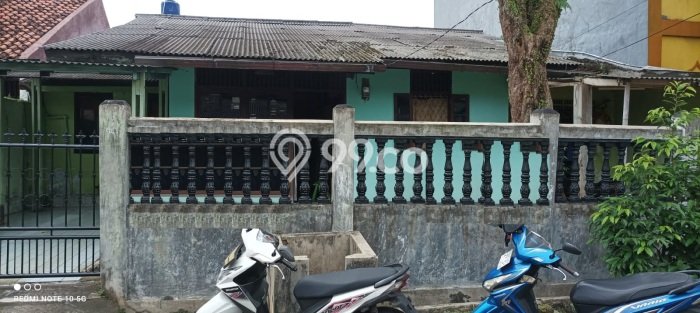 Hunian Elit LB 240m2 Siap Pakai Desain Elegan di Bintaro, Tangerang Selatan Hunian Elit LB 240m2 Siap Pakai Desain Elegan di Bintaro, Tangerang Selatan