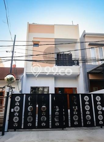 PROPERTI PILIHAN! Rumah area Kelapa Gading, Luas 102m2m² LB 0m2m² PROPERTI PILIHAN! Rumah area Kelapa Gading, Luas 102m2m² LB 0m2m²