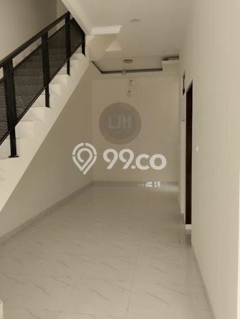 PROPERTI PILIHAN! Rumah area Kelapa Gading, Luas 102m2m² LB 0m2m² PROPERTI PILIHAN! Rumah area Kelapa Gading, Luas 102m2m² LB 0m2m²