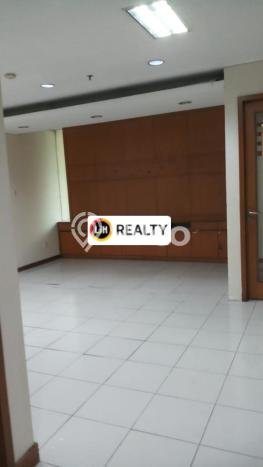 For Rent Ruko Strategis di Cempaka Mas, Luas 177m2m², Area Bisnis For Rent Ruko Strategis di Cempaka Mas, Luas 177m2m², Area Bisnis