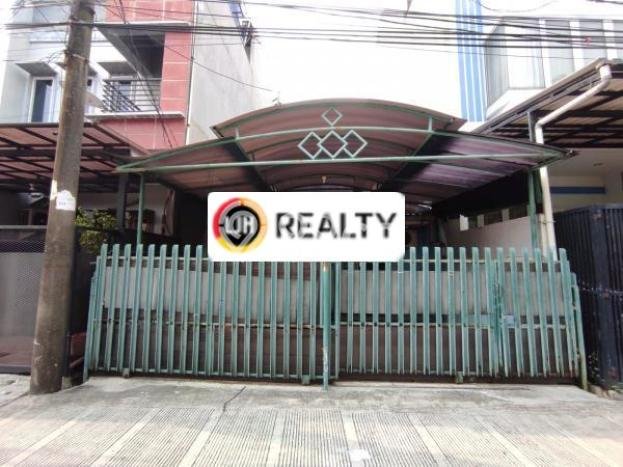 Rumah Modern Minimalis 3 Kamar Siap Huni di Kelapa Gading Rumah Modern Minimalis 3 Kamar Siap Huni di Kelapa Gading