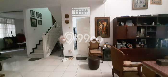 Rumah Elit LB 250m2 Siap Huni Desain Elegan di Bintaro, Tangerang Selatan Rumah Elit LB 250m2 Siap Huni Desain Elegan di Bintaro, Tangerang Selatan