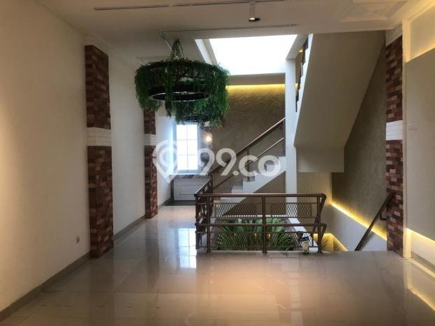 Ruko Dijual di Prime Area Tangerang Selatan Luas 280m2 Ruko Dijual di Prime Area Tangerang Selatan Luas 280m2