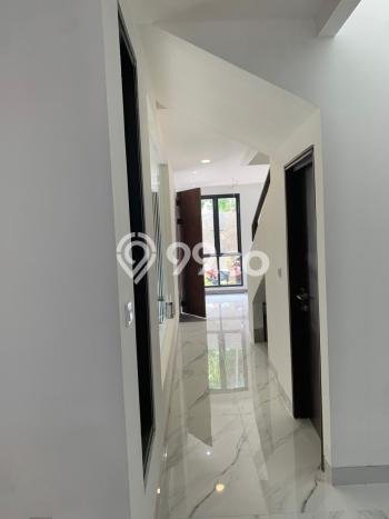 For Sale Rumah Mewah Exclusive di Kebayoran Lama, Jakarta Selatan For Sale Rumah Mewah Exclusive di Kebayoran Lama, Jakarta Selatan