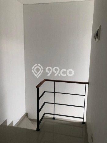 Rumah Strategis Modern Lb 86m2 di Ciputat Timur, Tangerang Selatan Rumah Strategis Modern Lb 86m2 di Ciputat Timur, Tangerang Selatan
