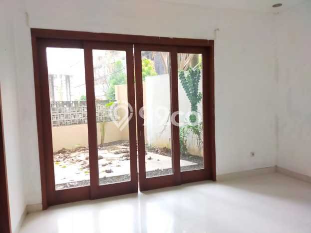 Rumah Elit Modern Siap Huni di Kebagusan Jakarta Selatan Rumah Elit Modern Siap Huni di Kebagusan Jakarta Selatan