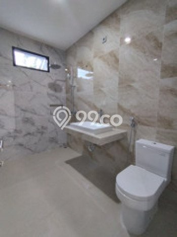 For Sale! Luxury House LT 180m2 Desain Modern di Pondok Pucung For Sale! Luxury House LT 180m2 Desain Modern di Pondok Pucung