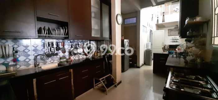 Dijual Rumah Luas Megah Dengan View Cantik di Bintaro, Jakarta Selatan Dijual Rumah Luas Megah Dengan View Cantik di Bintaro, Jakarta Selatan