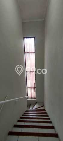 Rumah Modern 4 KT di Bintaro Tangerang Selatan Full Furnished Rumah Modern 4 KT di Bintaro Tangerang Selatan Full Furnished