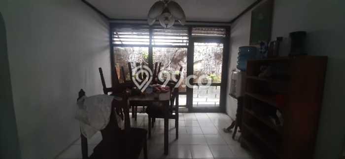 Rumah Luxury Modern Siap Huni di Pejompongan Jakarta Pusat Rumah Luxury Modern Siap Huni di Pejompongan Jakarta Pusat