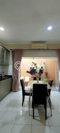 Rumah Modern 4 KT di Bintaro Tangerang Selatan Full Furnished Rumah Modern 4 KT di Bintaro Tangerang Selatan Full Furnished