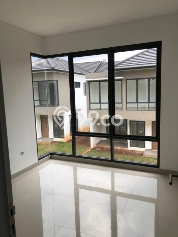 Rumah Strategis Modern Lb 86m2 di Ciputat Timur, Tangerang Selatan Rumah Strategis Modern Lb 86m2 di Ciputat Timur, Tangerang Selatan
