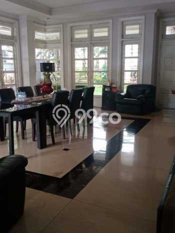 Rumah Mewah LB 750m2 Siap Pakai Desain Elegan di Bintaro, Tangerang Selatan Rumah Mewah LB 750m2 Siap Pakai Desain Elegan di Bintaro, Tangerang Selatan