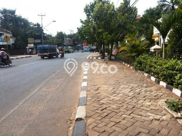 Lahan Strategis di Kebayoran Lama Dijual dengan Luas 917m2 Lahan Strategis di Kebayoran Lama Dijual dengan Luas 917m2