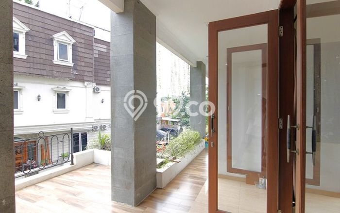 Rumah Mewah LB 900m2 Siap Huni Desain Elegan di Bendungan Hilir, Jakarta Pusat Rumah Mewah LB 900m2 Siap Huni Desain Elegan di Bendungan Hilir, Jakarta Pusat