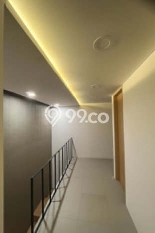 Ready to Use! Luxury House LT 143m2 Desain Elegan di Pondok Labu Ready to Use! Luxury House LT 143m2 Desain Elegan di Pondok Labu