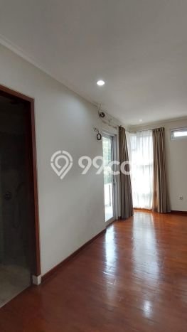 Rumah area Bintaro, 3 KT, Dekat Universitas, Luas 108m² Bangunan 120m² Rumah area Bintaro, 3 KT, Dekat Universitas, Luas 108m² Bangunan 120m²