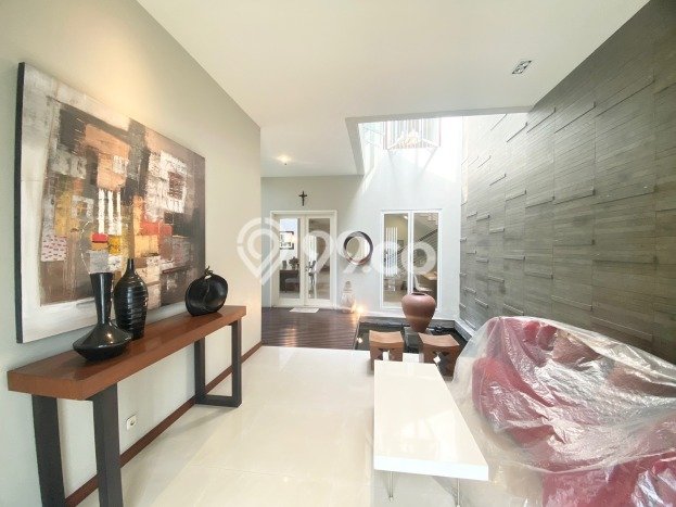Ready to Use! Luxury House LT 412m2 Desain Modern di Citraland Ready to Use! Luxury House LT 412m2 Desain Modern di Citraland