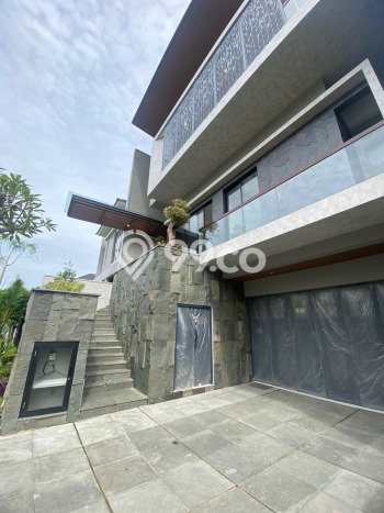 For Sale! Premium House LT 240m2 Desain Elegan di Citraland For Sale! Premium House LT 240m2 Desain Elegan di Citraland