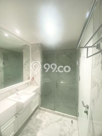 Hunian Apartemen Eksklusif untuk Dijual di Surabaya dengan 4 BR & 2 Kamar Mandi Hunian Apartemen Eksklusif untuk Dijual di Surabaya dengan 4 BR & 2 Kamar Mandi