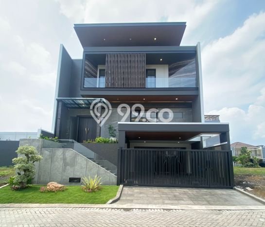 Dijual Rumah Premium dengan Fasilitas Sekitar Komplit di Lakarsantri, Surabaya Dijual Rumah Premium dengan Fasilitas Sekitar Komplit di Lakarsantri, Surabaya
