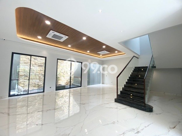 For Sale! Premium House LT 240m2 Desain Elegan di Citraland For Sale! Premium House LT 240m2 Desain Elegan di Citraland