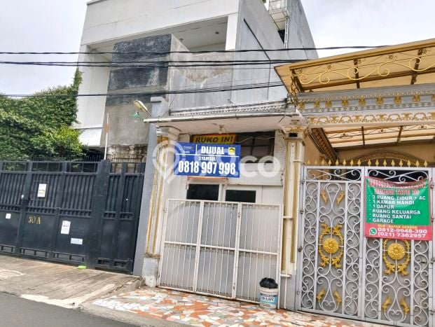 Ruko Bagus Dijual LB 21m2 Lokasi Strategis Jakarta Selatan Area Cocok untuk Bisnis Ruko Bagus Dijual LB 21m2 Lokasi Strategis Jakarta Selatan Area Cocok untuk Bisnis