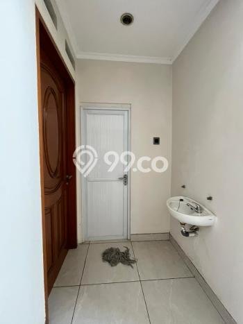 For Sale Hunian Rumah Terawat 4 KT di Bintaro, Tangerang Selatan For Sale Hunian Rumah Terawat 4 KT di Bintaro, Tangerang Selatan