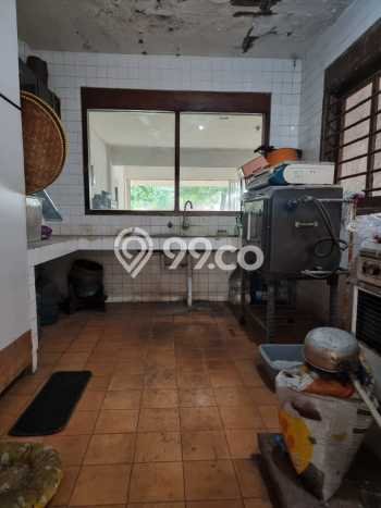 Hunian Eksklusif Siap Huni LT 1021m2 di Pesanggrahan, Jakarta Selatan Hunian Eksklusif Siap Huni LT 1021m2 di Pesanggrahan, Jakarta Selatan