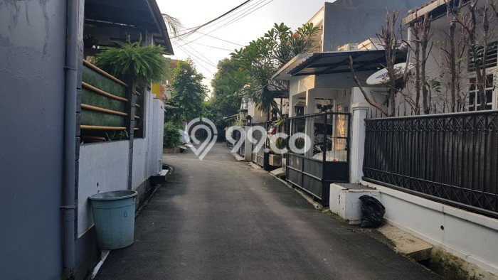 Hunian Nyaman Asri 3 KT Siap Huni di Bintaro Tangerang Selatan Hunian Nyaman Asri 3 KT Siap Huni di Bintaro Tangerang Selatan