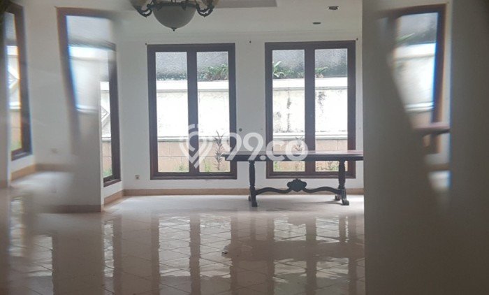 Ready to Use! Premium House LT 407m2 Desain Elegan di Bintaro Ready to Use! Premium House LT 407m2 Desain Elegan di Bintaro