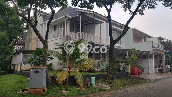 Hunian Mewah LB 400m2 Siap Pakai Desain Elegan di Bintaro, Tangerang Selatan Hunian Mewah LB 400m2 Siap Pakai Desain Elegan di Bintaro, Tangerang Selatan