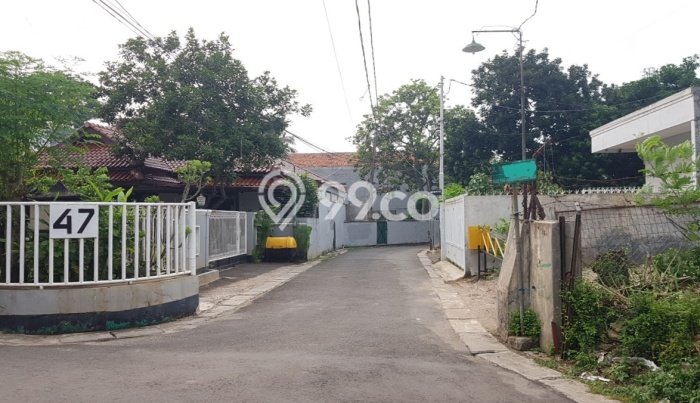 Rumah Mewah LB 300m2 Siap Huni Desain Elegan di Bintaro, Tangerang Selatan Rumah Mewah LB 300m2 Siap Huni Desain Elegan di Bintaro, Tangerang Selatan