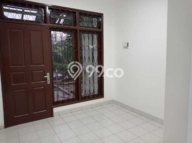 Rumah Luas Asri 3 KT Siap Pakai di Cipadu Tangerang Rumah Luas Asri 3 KT Siap Pakai di Cipadu Tangerang