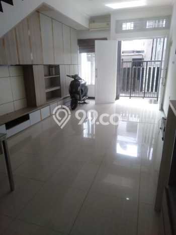 Rumah Minimalis 3 KT di Bintaro Tangerang Selatan Semi Furnished Rumah Minimalis 3 KT di Bintaro Tangerang Selatan Semi Furnished