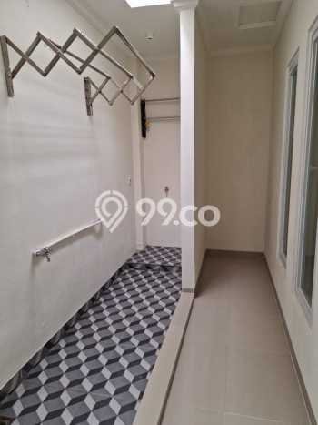 For Sale Hunian Rumah Nyaman 4 Kamar di Bintaro, Tangerang Selatan For Sale Hunian Rumah Nyaman 4 Kamar di Bintaro, Tangerang Selatan