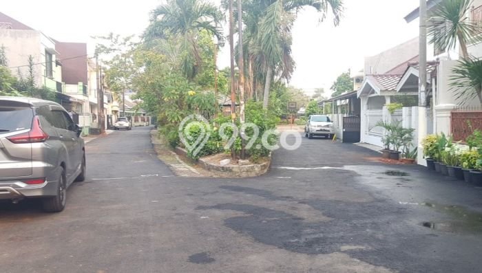 Dijual Rumah Luas Elegan Dengan View Eksklusif di Bintaro, Tangerang Selatan Dijual Rumah Luas Elegan Dengan View Eksklusif di Bintaro, Tangerang Selatan