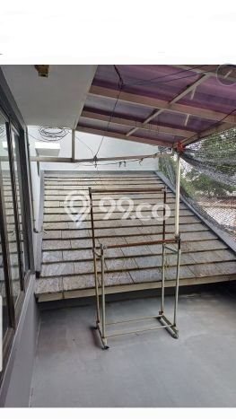 Hunian Nyaman Asri 3 KT Siap Pakai di Bintaro Tangerang Selatan Hunian Nyaman Asri 3 KT Siap Pakai di Bintaro Tangerang Selatan