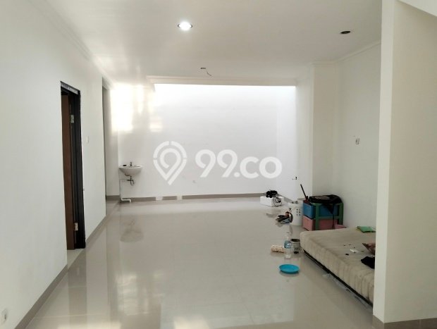 Rumah Luxury Modern Siap Huni di Bintaro Tangerang Selatan Rumah Luxury Modern Siap Huni di Bintaro Tangerang Selatan